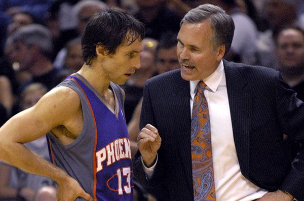Mike D'Antoni will once again be coaching Steve Nash...this time with the Los Angeles Lakers.