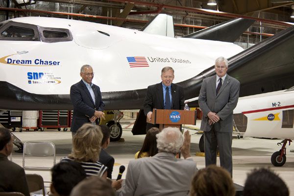 With NASA Administrator Charlie Bolden standing nearby, former astronaut Steve Lindsey addresses the crowd at NASA's Dryden Flight Research Center in California, on May 22, 2013. With NASA Administrator Charlie Bolden standing nearby, former astronaut Steve Lindsey addresses the crowd at NASA's Dryden Flight Research Center in California, on May 22, 2013.