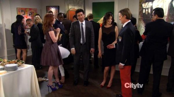 A screenshot from HOW I MET YOUR MOTHER (Episode 8.17 - 'The Ashtray' - Original Air Date: February 18, 2013). I played an art gallery patron.