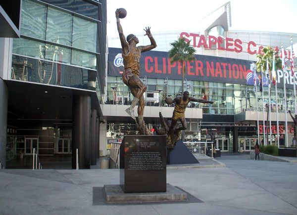 Do you notice the irony in this picture? Friggin' Clippers.