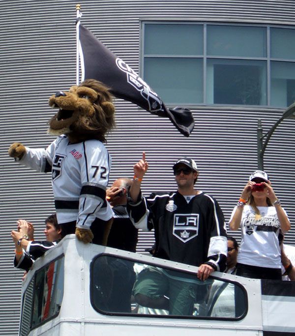 Bailey, the Los Angeles Kings' mascot, greets the crowd during the Kings' championship parade on June 14, 2012.