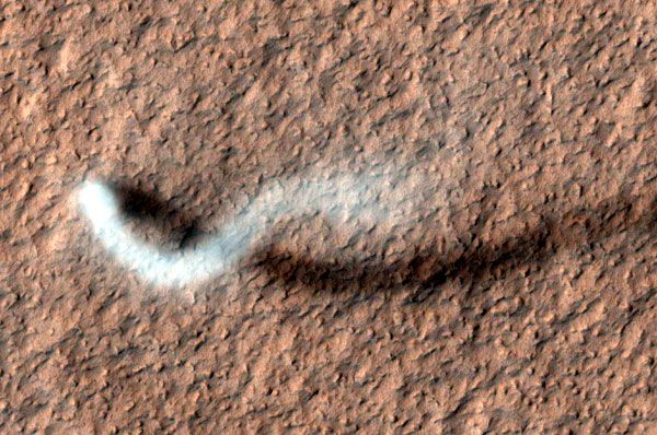 An image of an earlier Red Planet twister, taken by NASA's MRO on February 16, 2012.