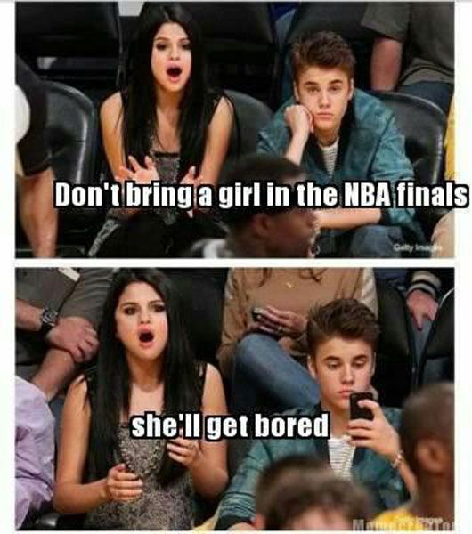 Selena Gomez and Justin Bieber get all rowdy during a Lakers game at STAPLES Center. I kid.