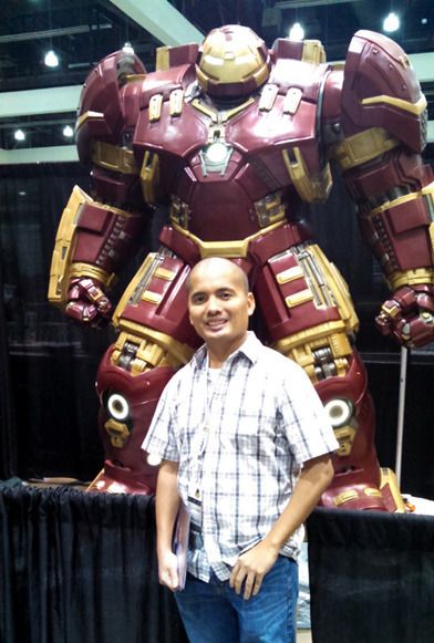 Posing with a Hulkbuster replica at Stan Lee's Comikaze Expo in downtown Los Angeles, on October 31, 2015.
