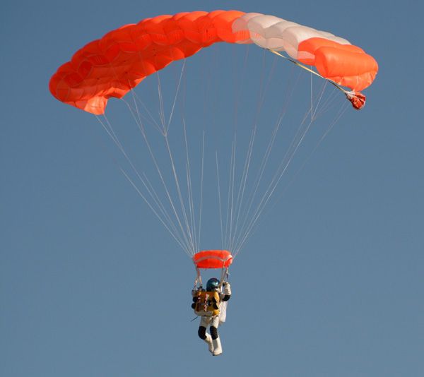 Google executive Alan Eustace is about to touch down on the ground after his 136,000-foot skydive above Roswell, New Mexico...on October 24, 2014.