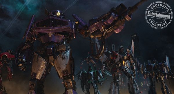 A screenshot of Shockwave, Starscream and their fellow Decepticons ready to battle the Autobots (off-screen) on Cybertron...in BUMBLEBEE. A screenshot of Shockwave, Starscream and their fellow Decepticons ready to battle the Autobots (off-screen) on Cybertron...in BUMBLEBEE.