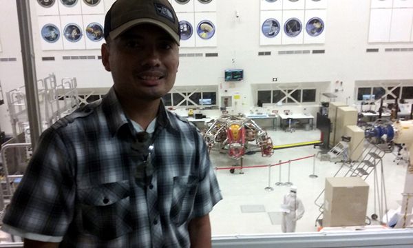 Posing with the Mars 2020 descent stage behind me inside the Spacecraft Assembly Facility...at Explore JPL on June 9, 2018.