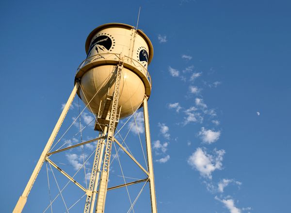 A snapshot of the water tower (with the Moon to its right) at Paramount Pictures in Hollywood...on July 31, 2017.