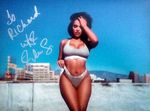 My autograph by Vida Guerra.