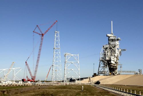 Construction nears completion on the second of three new lightning towers at Launch Pad 39-B at Kennedy Space Center, Florida, on January 22, 2009.