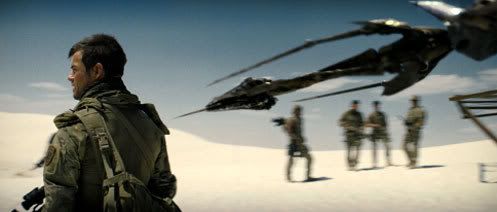 Captain Lennox (Josh Duhamel) is about to get ambushed by Scorponok in Qatar.