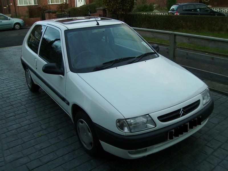 Car001.jpg