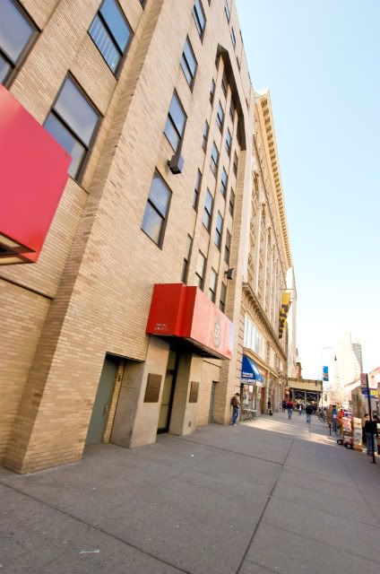 IMAGE: http://img.photobucket.com/albums/v481/ruthlessdet/Sigma%2010-22mm/IMG_4348_2.jpg