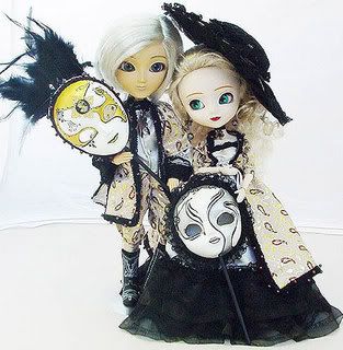 Cover any size , play with my horrible Pullip+wigs Former original doll wigs