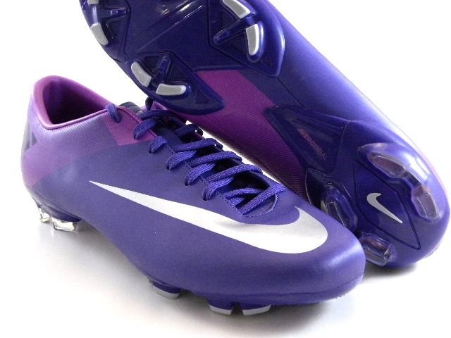 purple nike soccer cleats