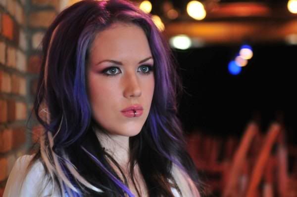 I'm adding Alissa White-Gluz to my list of highly attractive women