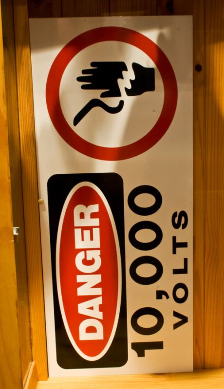 10kVolts-Sign.jpg