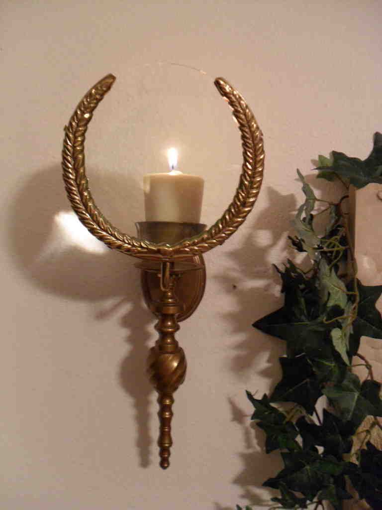 Brass/Bronze Magnified Magnifying Glass Candle Reflector Federal Torch