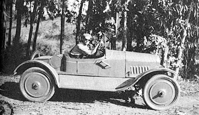 1922Kurtis-Fordspeedster.jpg