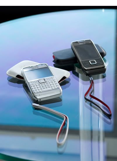 Nokia_E71__Nokia_E66_lowres.jpg