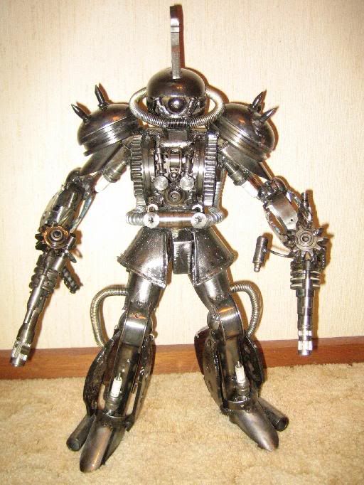 http://img.photobucket.com/albums/v487/knottypaul/robot.jpg