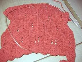hand knit lace leave pattern