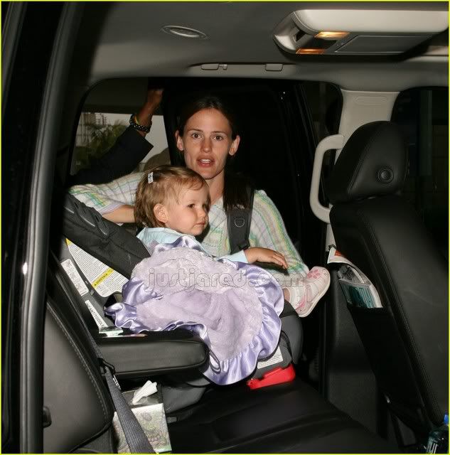 Jennifer Garner and violet Affleck