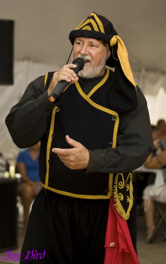 IMAGE: http://img.photobucket.com/albums/v490/jstandridge23/Greek%20Fest%202010/IMG_2924-8.jpg