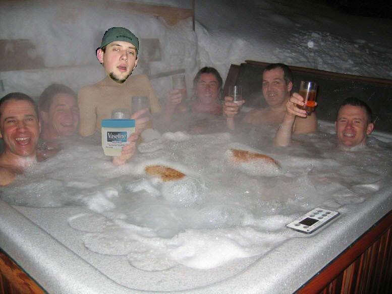 http://img.photobucket.com/albums/v490/s14_2Nv/Fun-in-the-Hot-Tub.jpg