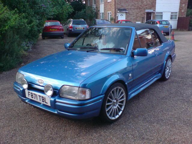 FORD ESCORT XR3i Cabriolet 1989 smaller alloys to be sold with car than