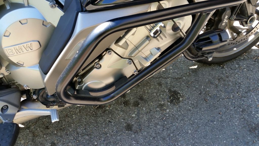 My engine guard and highway pegs BMW K1600 Forum