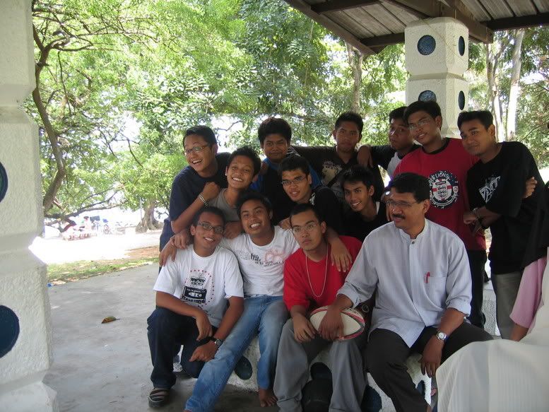 Image hosting by Photobucket