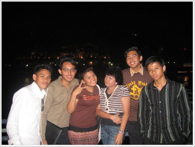 Photobucket - Video and Image Hosting