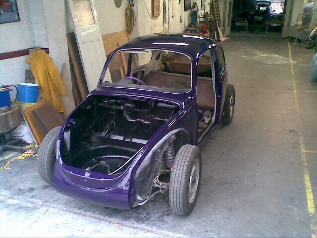 http://img.photobucket.com/albums/v495/sarzlollie/basilpainted4.jpg http://img.photobucket.com/albums/v495/sarzlollie/basilpainted4.jpg