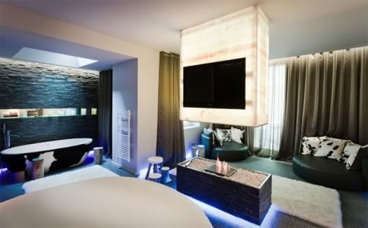 the-lovez-vous-suites-interior-decoration-the-seven-hotel-in-paris-525x326.jpg
