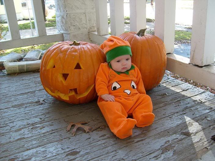 Anna-Halloween003-sm.jpg