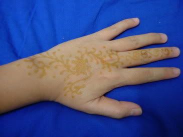 henna_hand