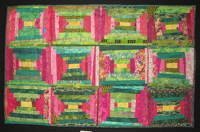  photo quiltshow19_zps7fd0da9b.jpg