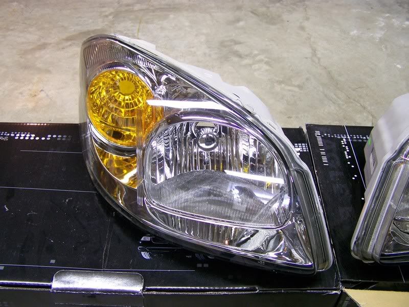 http://img.photobucket.com/albums/v502/jcbravrez/Cobalt%20Headlights/100_1100.jpg