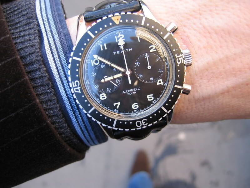 http://img.photobucket.com/albums/v503/Chronomaniaque/Zenith_A-Cairelli_Roma/IMG_8475.jpg