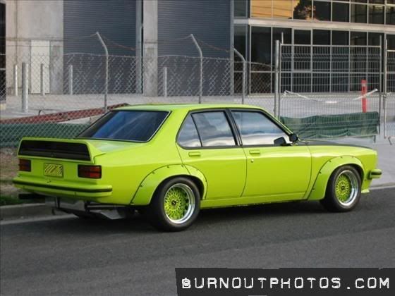 Barbados Green Torana