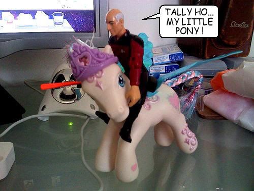 PicardFigurePony001a.jpg