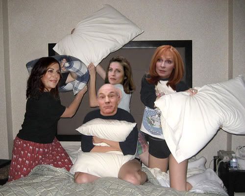 PicardPillow001.jpg