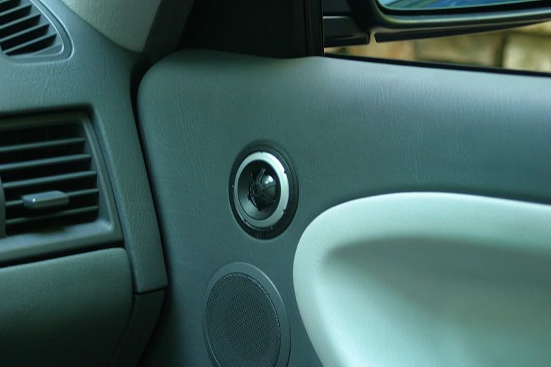 BMW E36 Basic system install underway Car Audio DiyMobileAudio