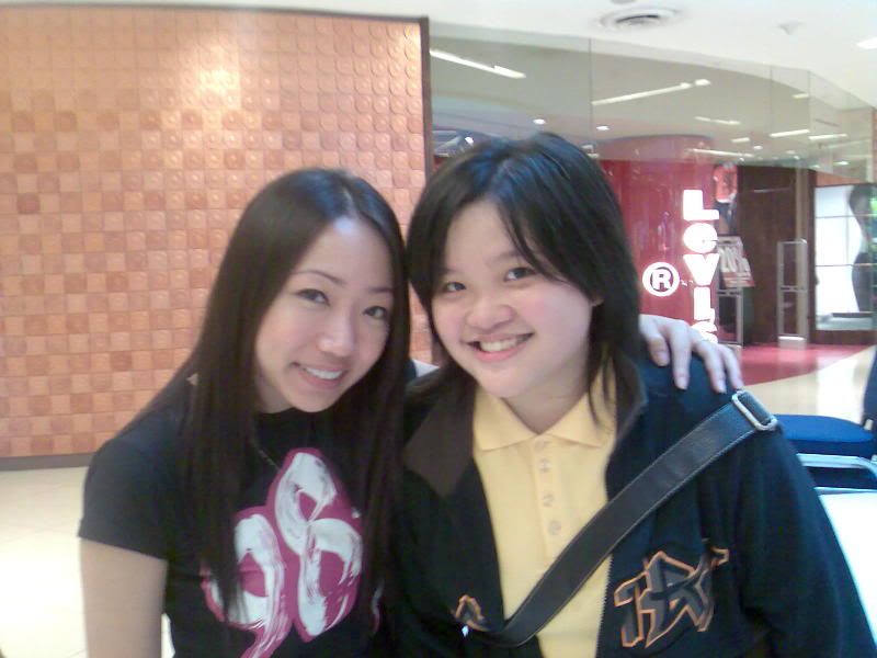 Photo sharing and video hosting at photobucket