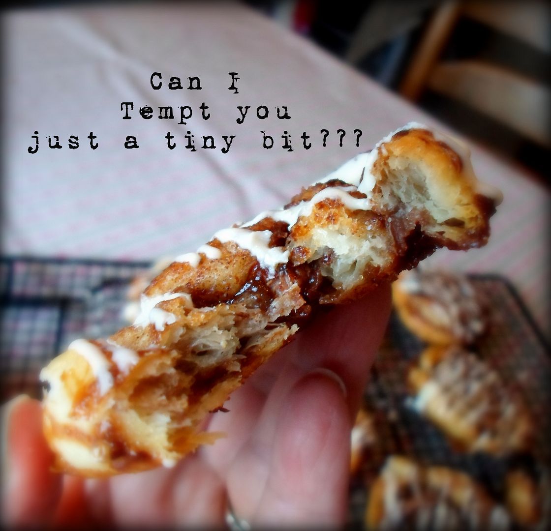 photo Tempting_zpseff1b326.jpg