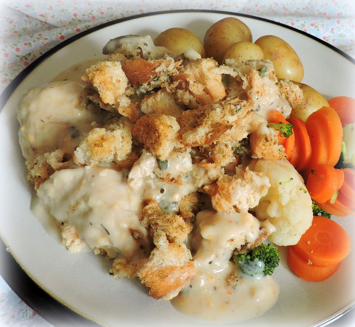 The English Kitchen: Crock Pot Chicken and Stuffing
