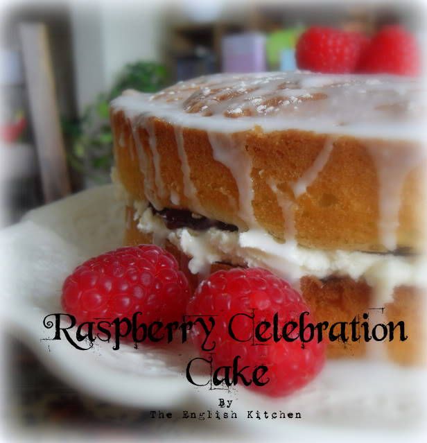  photo RaspberryCelebrationCake_zpse7f09bfd.jpg