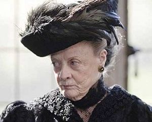  photo dowager-countess-of-grantham_zps07145d49.jpeg