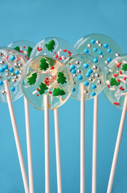  photo Homemade-Holiday-Lollipops_zps4ca7f06e.jpg